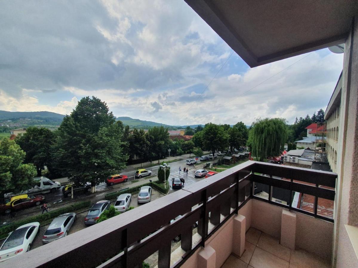 Apartament Posada Curtea de Argeş Zewnętrze zdjęcie